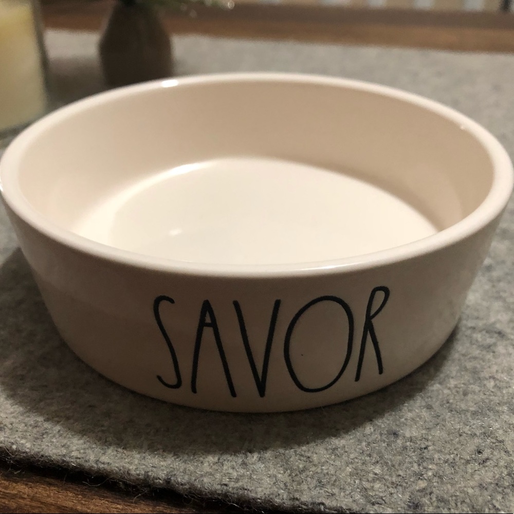 Rae Dunn Savor Pet Dish in grey or white